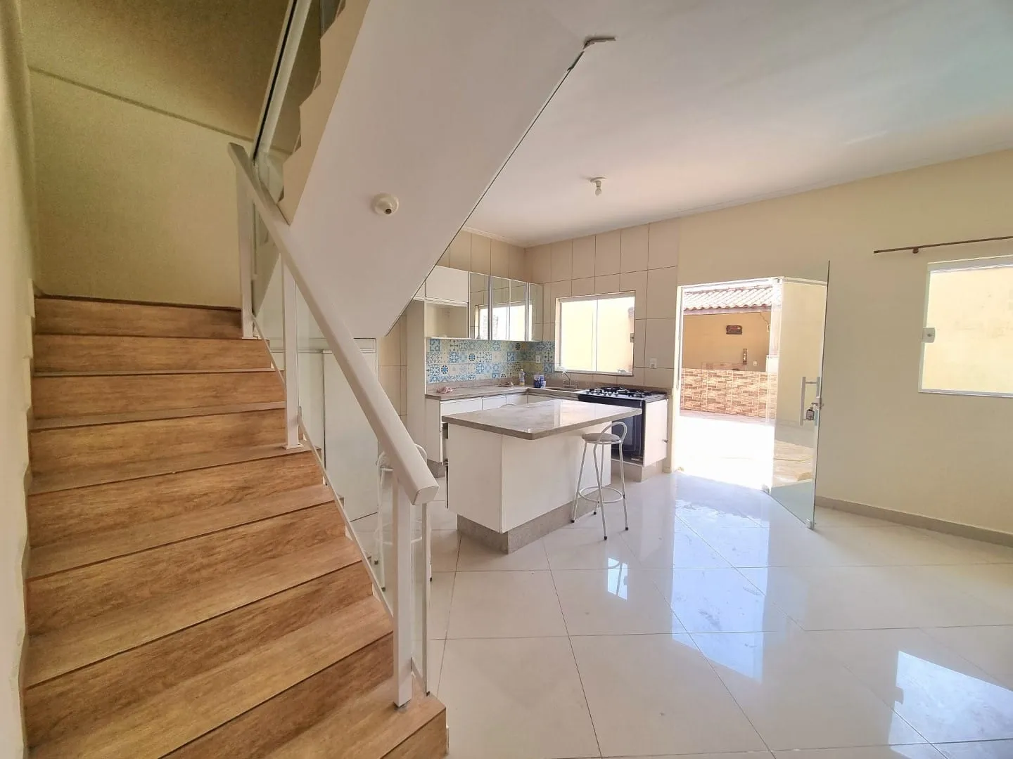 Imagem Sobrado para venda, Residencial e Comercial Portal dos Eucaliptos, Pindamonhangaba, SP