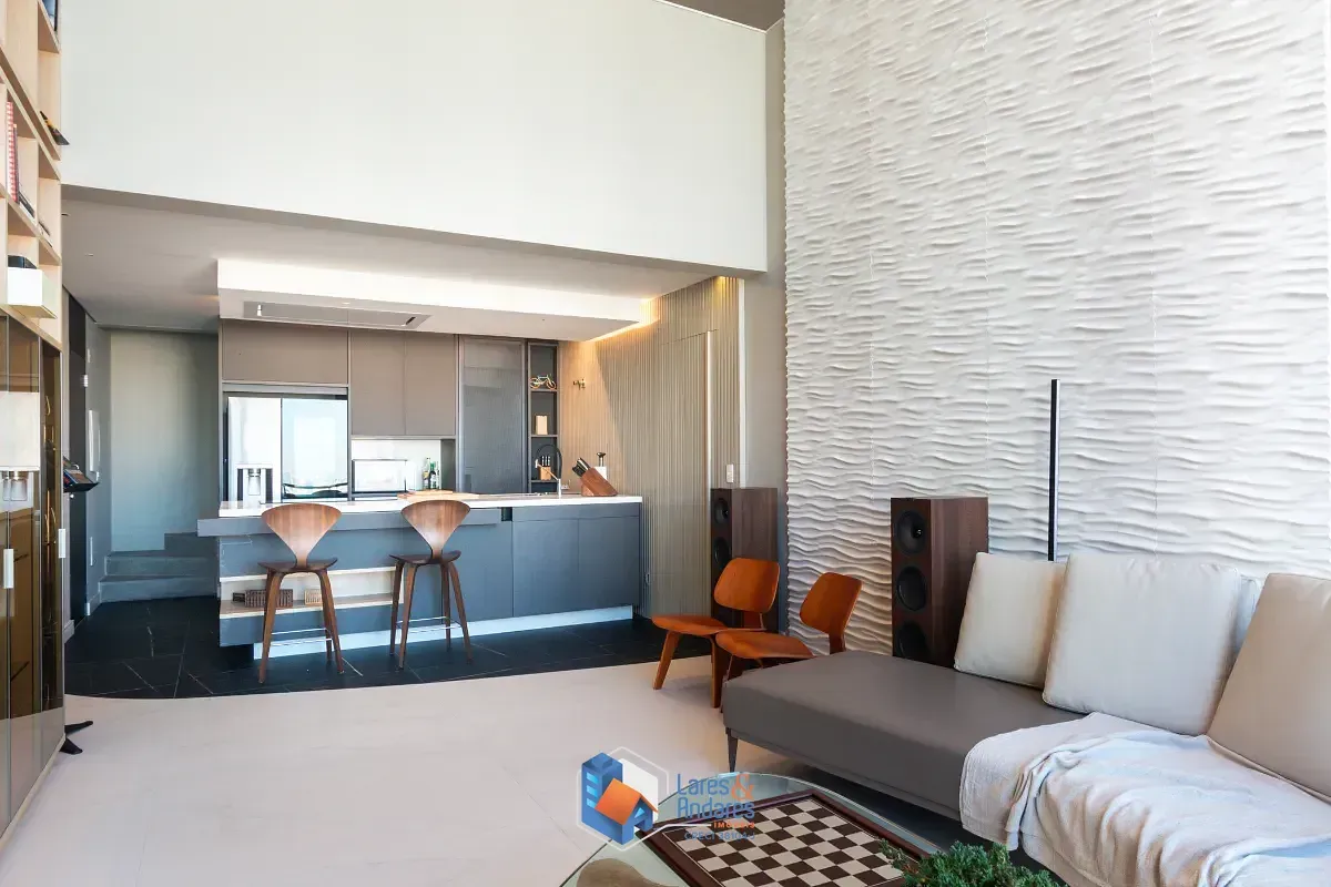 Imagem Duplex para venda em Jardim Paulista com 2 quartos, sendo 2 suítes, 108m²