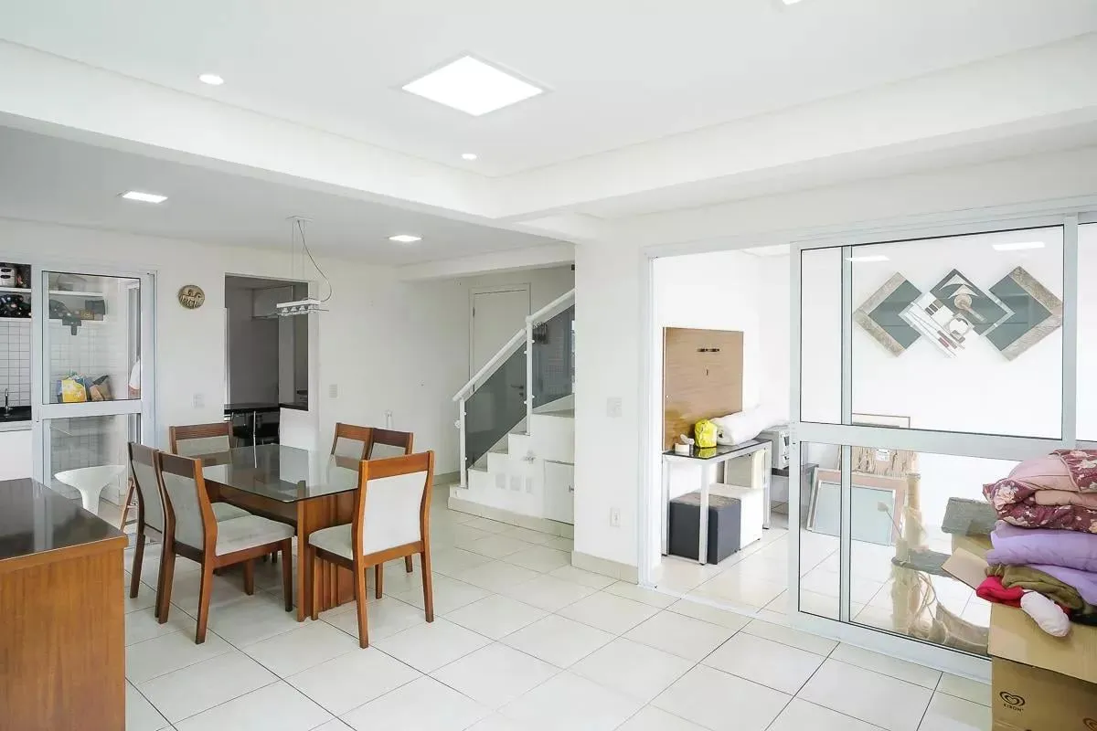 Imagem Apartamento duplex mobiliado com 3 suítes e 3 vagas em Osvaldo Cruz, São Caetano do Sul