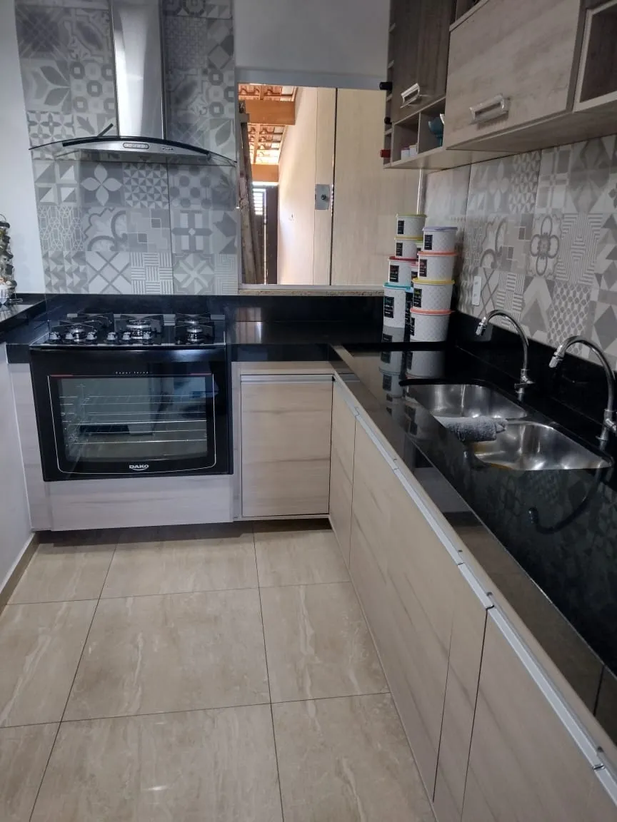 Imagem Casa à venda 2 Quartos, 2 Vagas, 125M², Residencial e Comercial Portal dos Eucaliptos, Pindamonhangaba - SP