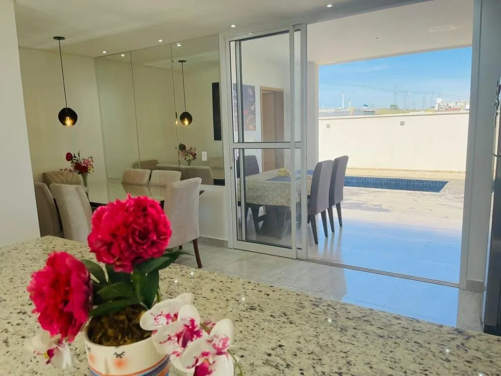 Foto do imóvel Casa à venda 2 Quartos, 1 Suite, 4 Vagas, 250M², Residencial Santa Paula, Jacareí - SP | Vem Viver Jacareí - Vivva Residencial Clube