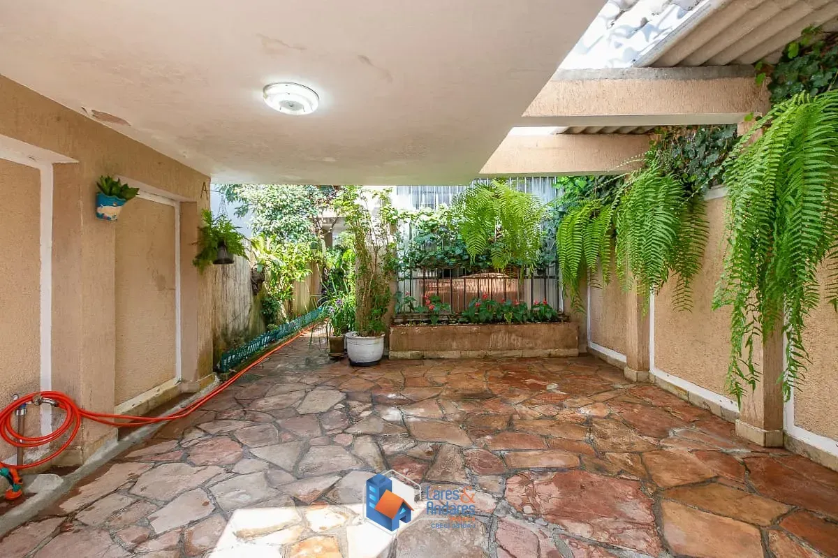 Imagem Sobrado para venda em Brooklin com 4 quartos, sendo 1 suíte, 250m²