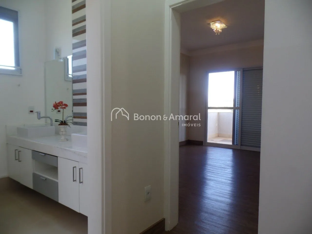 Imagem Casa em Condomínio no Parque das Quaresmeiras, Campinas
