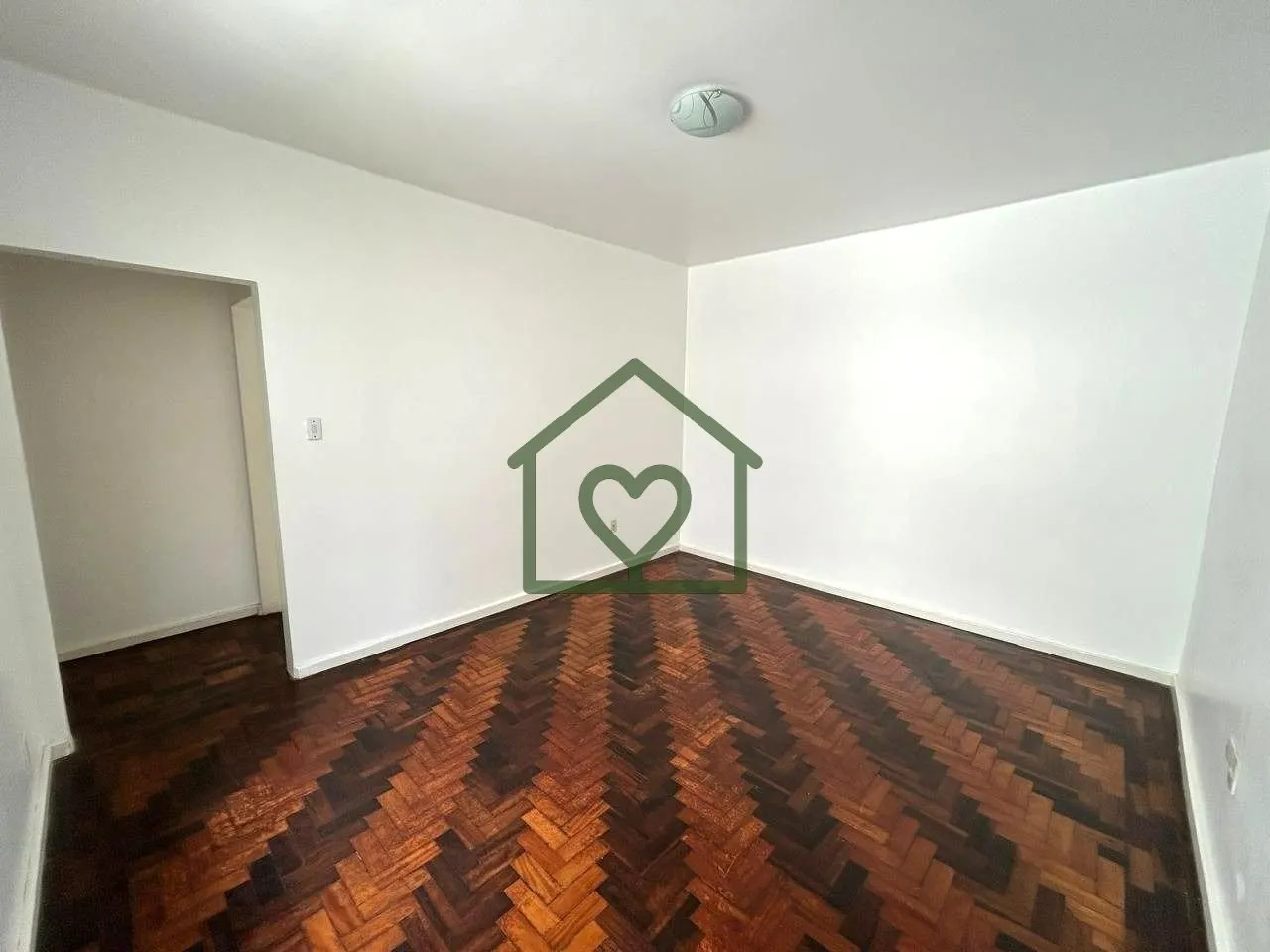 Imagem Ótimo apartamento de 2 dormitórios.
Em excelente localização, fica próximo a Orla do Guaíba, c...
