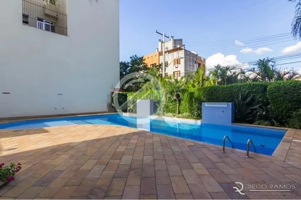 Imagem Apartamento 3 dormitórios, sendo 1 suíte, com 2 vagas. More no excepcional Edifício Personal Towe...