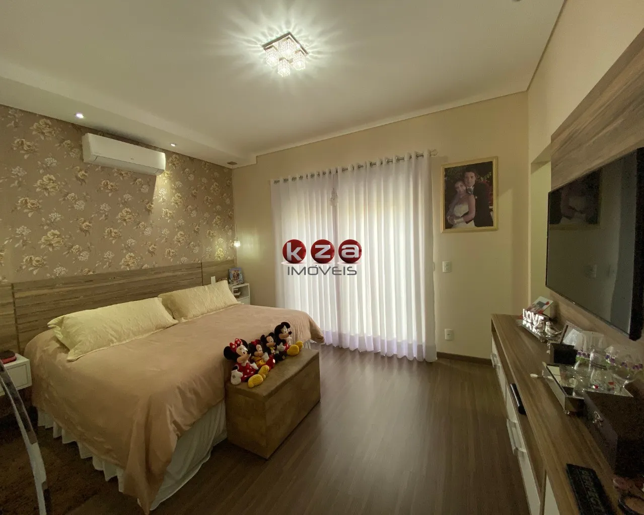 Imagem Casa de Alto Padrão com 3 Suítes, Espaço Gourmet e Piscina Aquecida no Portal do Jequitibá ? Valinhos