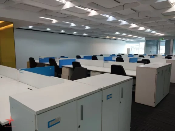 Imagem Locação de Sala Comercial de Alto Padrão em São Paulo - Jardim São Luís: 10 Salas, 12 Banheiros, 11 Vagas, 1.124m.