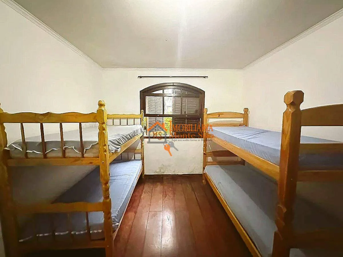 Imagem Sítio com 8 dormitórios à venda, 17650 m² por R$ 1.900.000,00 - Portão - Atibaia/SP
