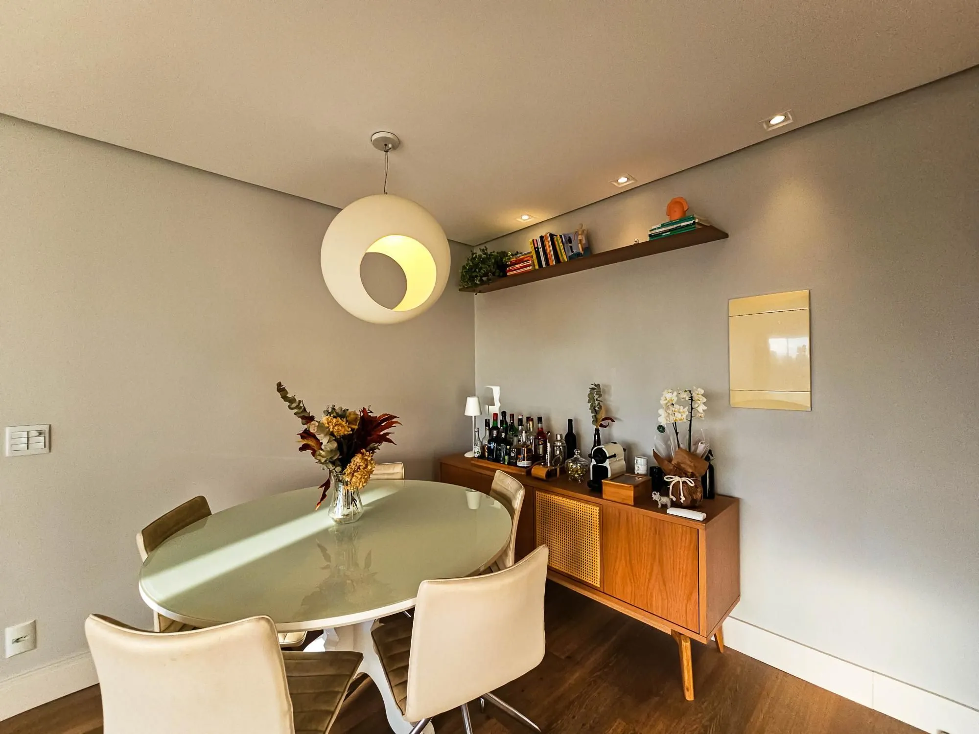 Imagem Apartamento Impecável no Petrópolis - 2 D (1 Suíte)