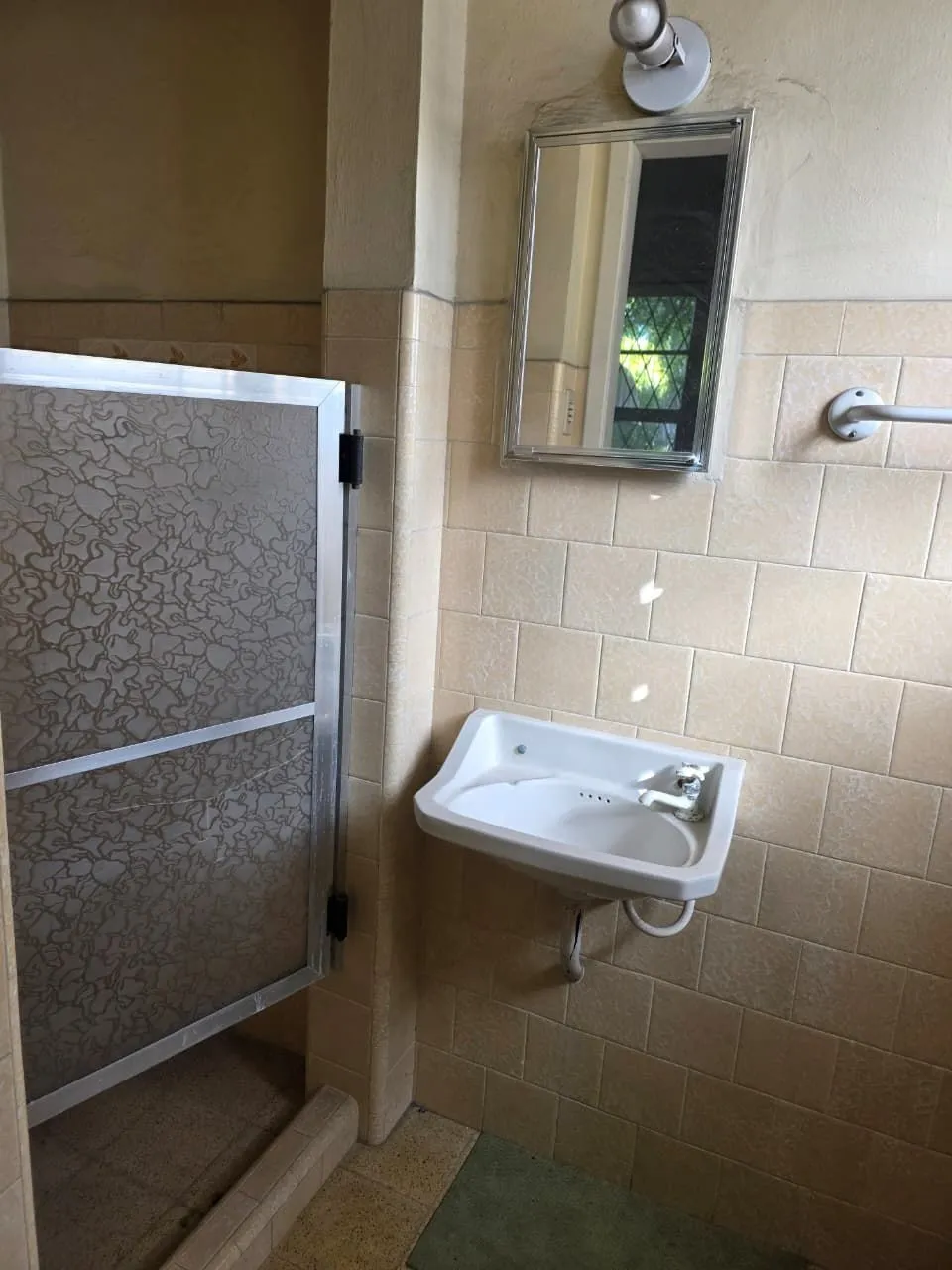 Imagem CASA/TERRENO NA DOM PEDRO II HIGIENÓPOLIS EM PORTO ALEGRE