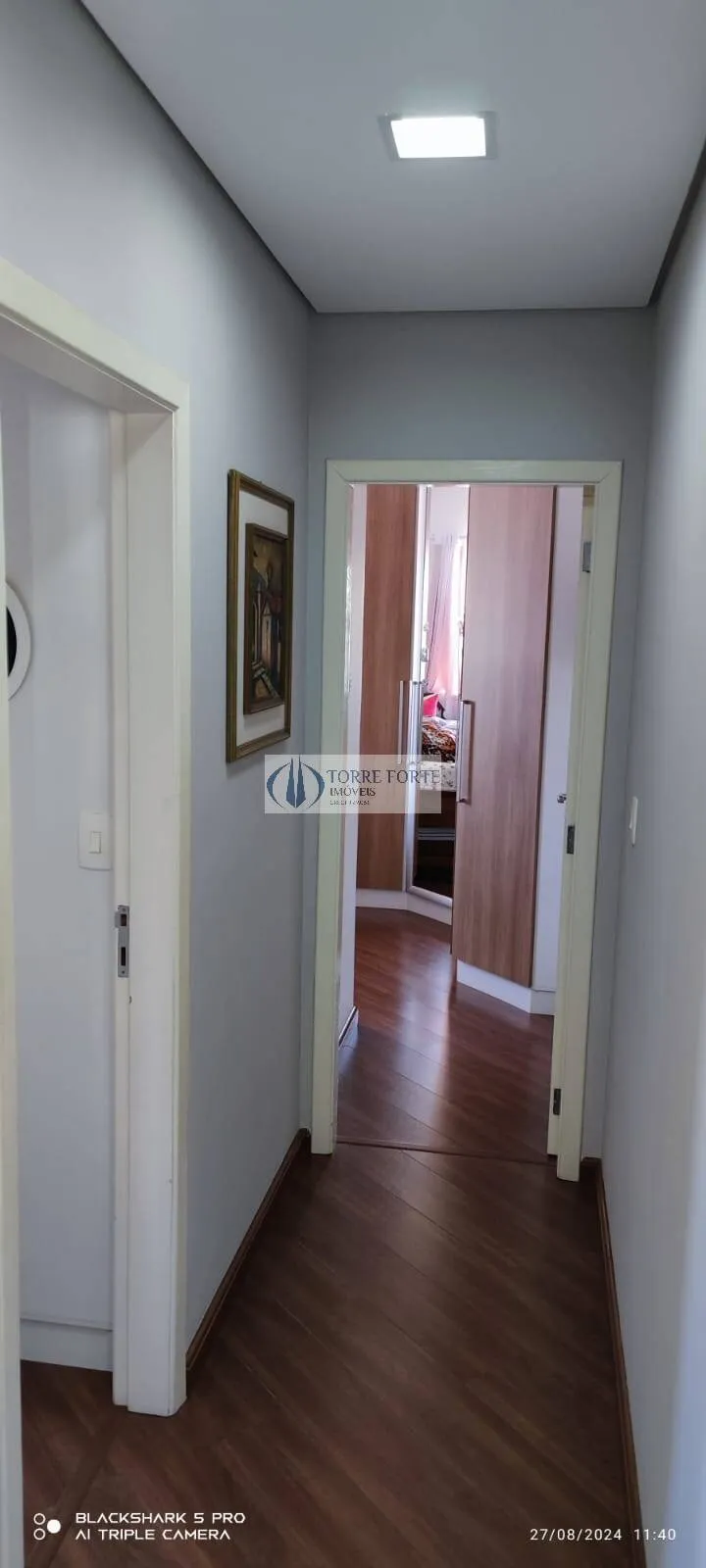 Imagem Apartamento com 4 dormitórios, 1 suíte , 2 vagas de garagem, Vila América
