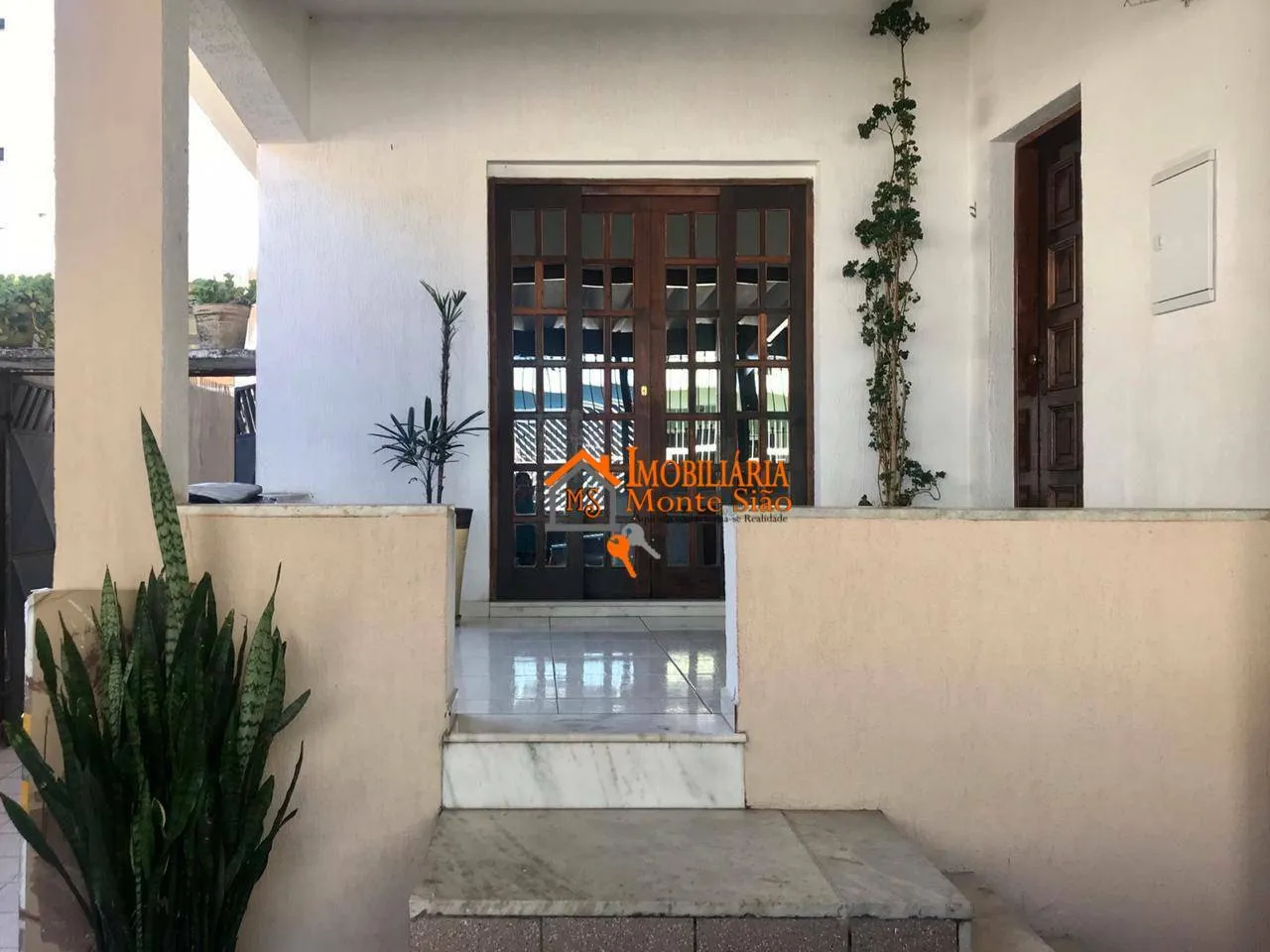 Imagem Casa com 3 dormitórios à venda por R$ 954.000,00 - Jardim Ottawa - Guarulhos/SP