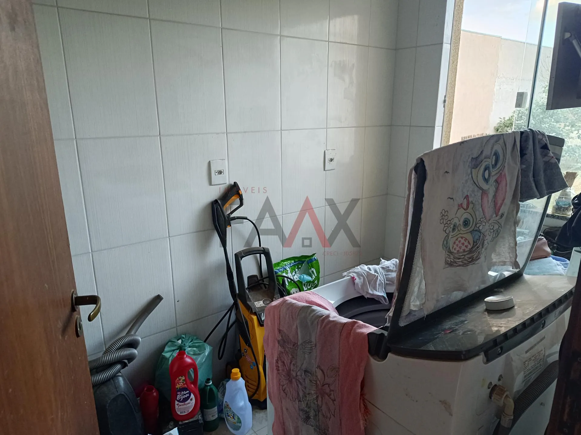 Imagem Sobrado à venda na Vila Carli contendo 300,00m de terreno em GUARAPUAVA PR