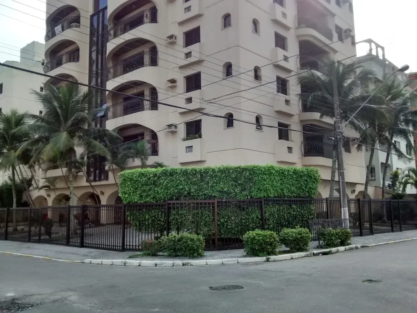 Foto do imóvel Cobertura com 3 Quartos à Venda, 230 m² em Enseada - Guarujá