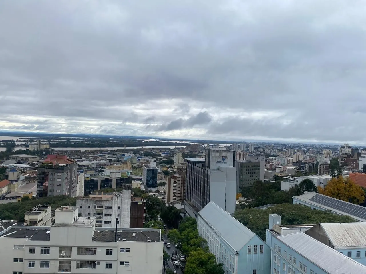 Imagem Apartamento a venda 3 dormitórios no bairro Independência.