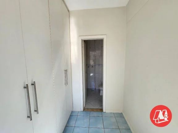 Imagem Morano vende próximo Hospital de Clinicas, 3 dormitórios com vaga.