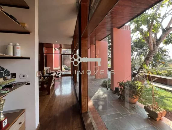 Imagem Fazendinha - 4d/2sts Linda, TÉRREA e contemporânea, piscina, muito espaço!