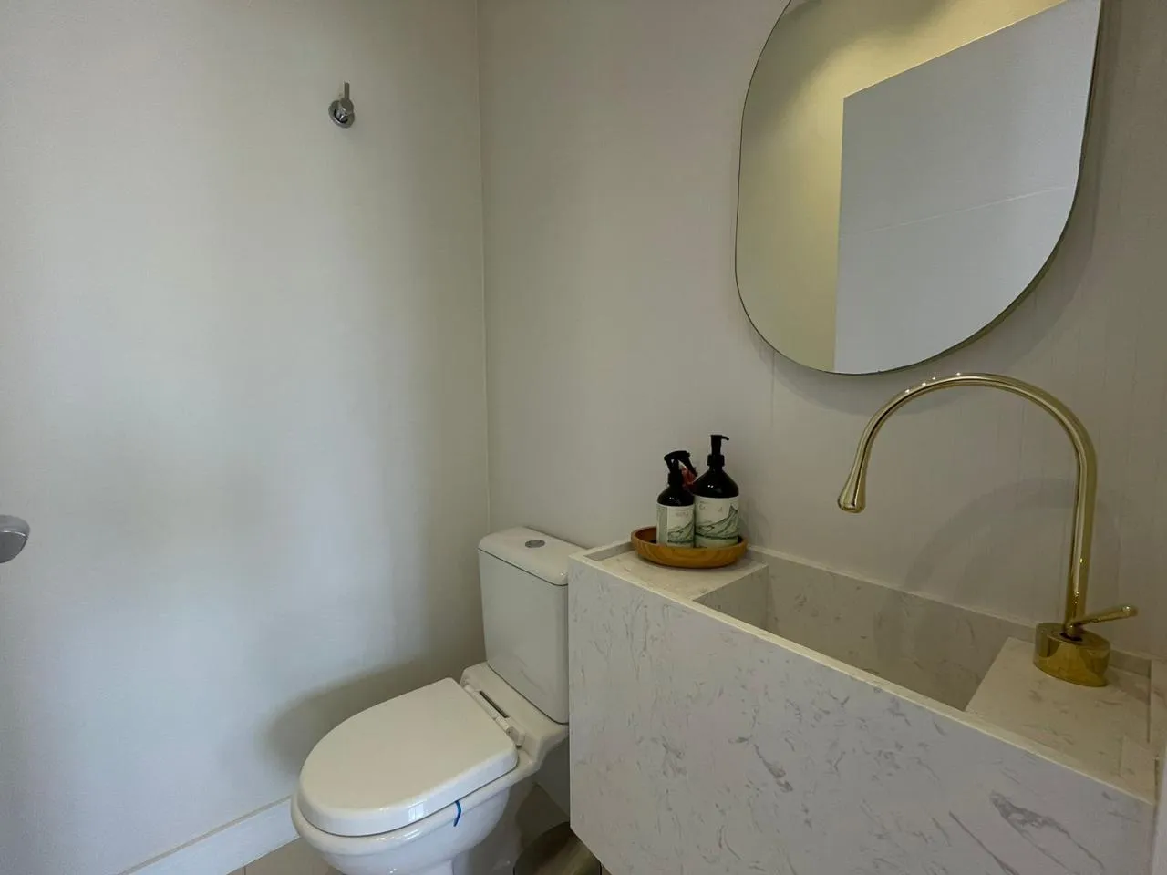 Imagem Apartamento à venda com 228m2 por R$ 3.490.000,00