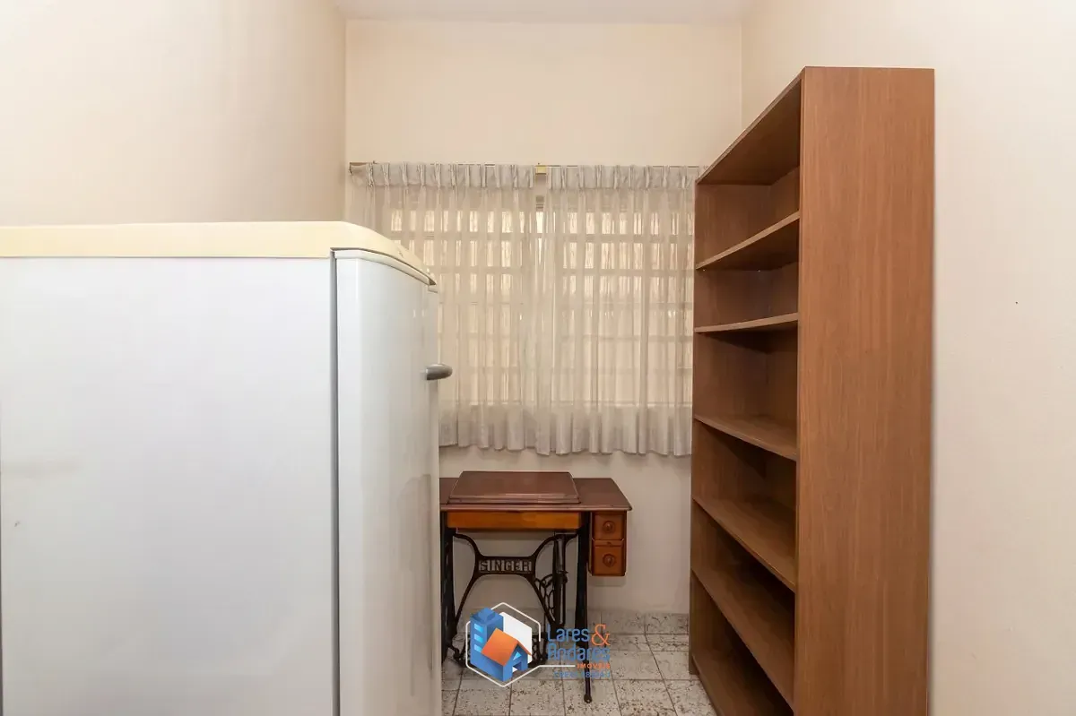 Imagem Sobrado para venda em Vila Cordeiro com 4 quartos, sendo 1 suíte, 160m²