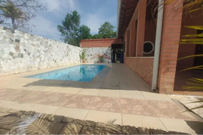 Imagem Duas Casas à Venda em Vilatur – O refúgio perfeito para sua família em um único terreno!