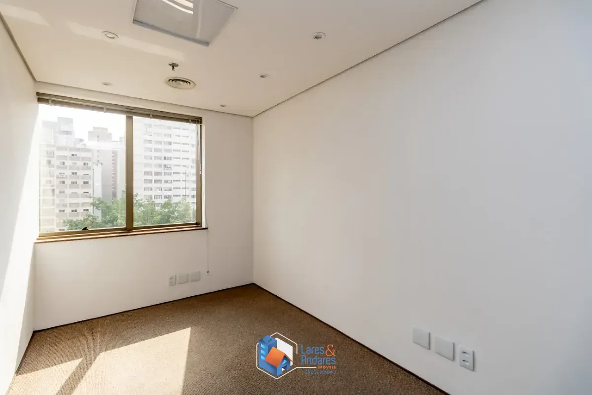 Imagem Conjunto comercial para venda em Jardim Paulista, 180m²
