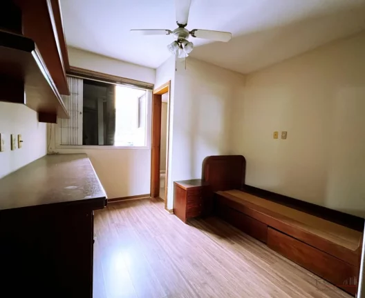 Imagem Apartamento amplo com 4 quartos, 2 vagas ao lado do Shopping Beira Mar Florianópolis! Se sua busca ...