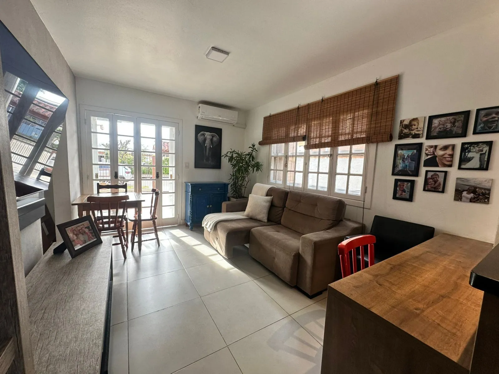 Imagem Casa em Belém Novo