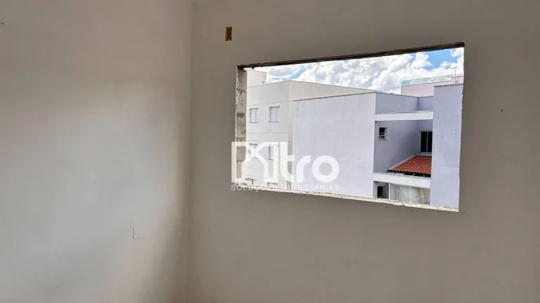 Imagem Apartamento com 2 dormitórios à venda, 60 m² por R$ 310.000,00 - Cruzeiro - Itajubá/MG