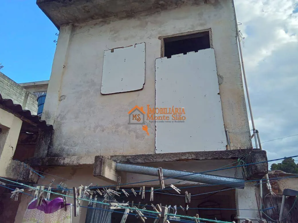 Imagem Sobrado com 6 dormitórios à venda, 200 m² por R$ 371.000,00 - Jardim São Domingos - Guarulhos/SP