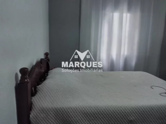 Imagem Duas Casas no Mesmo Terreno! Ideal para Morar e Investir