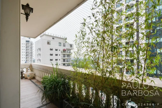 Imagem Pinheiros Venda - 4 Suítes - 4 Vagas - 246m²