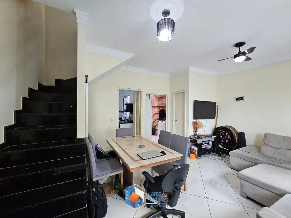 Imagem Casa no condomínio 725 para venda com 3 quartos, sendo 1 suíte, 100m²