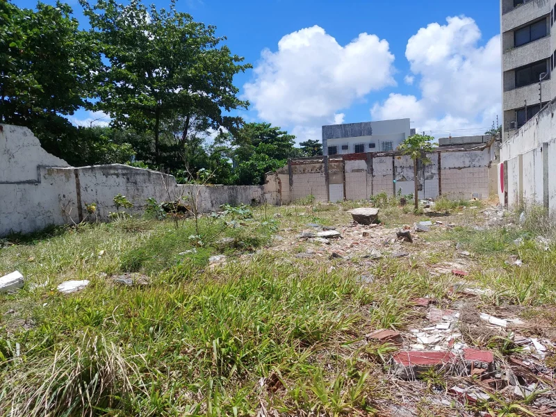 Imagem Terreno, 600m2, à venda em Jaboatão dos Guararapes, Piedade
