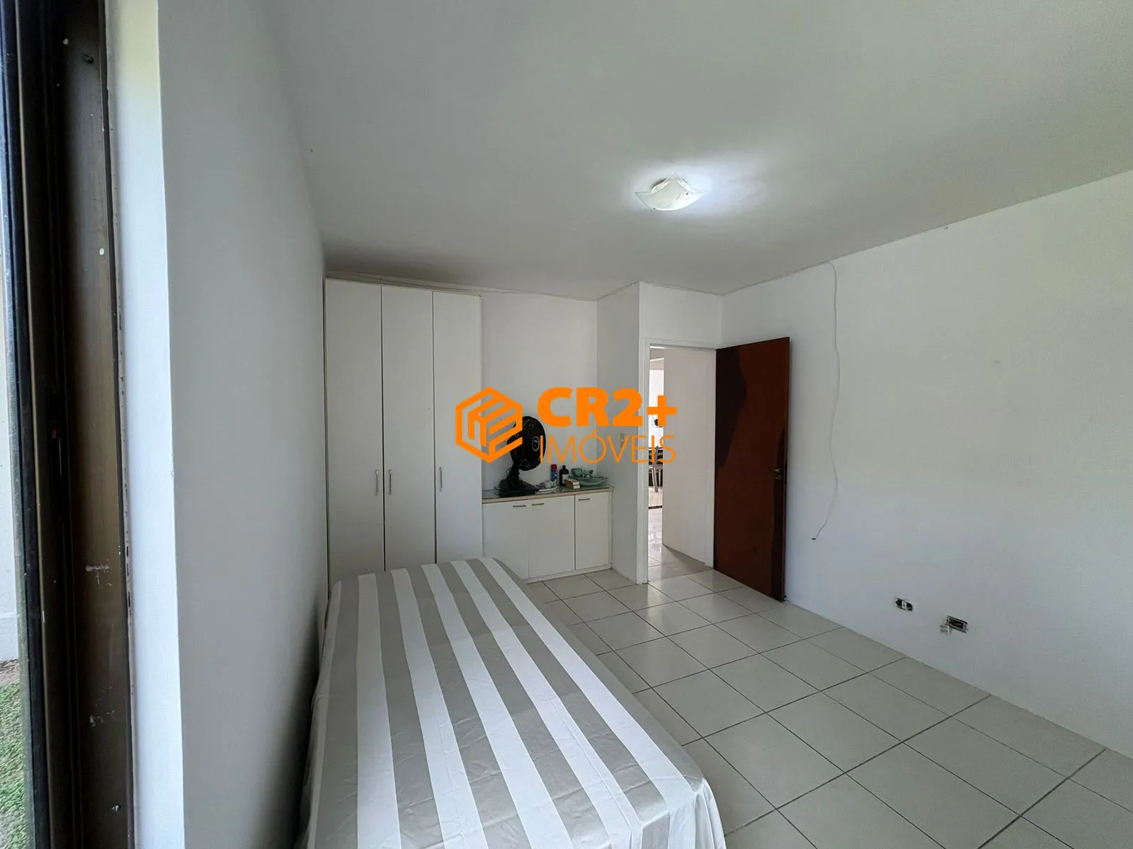 Imagem Vendo Casa 324m2 regularizada em Condomínio