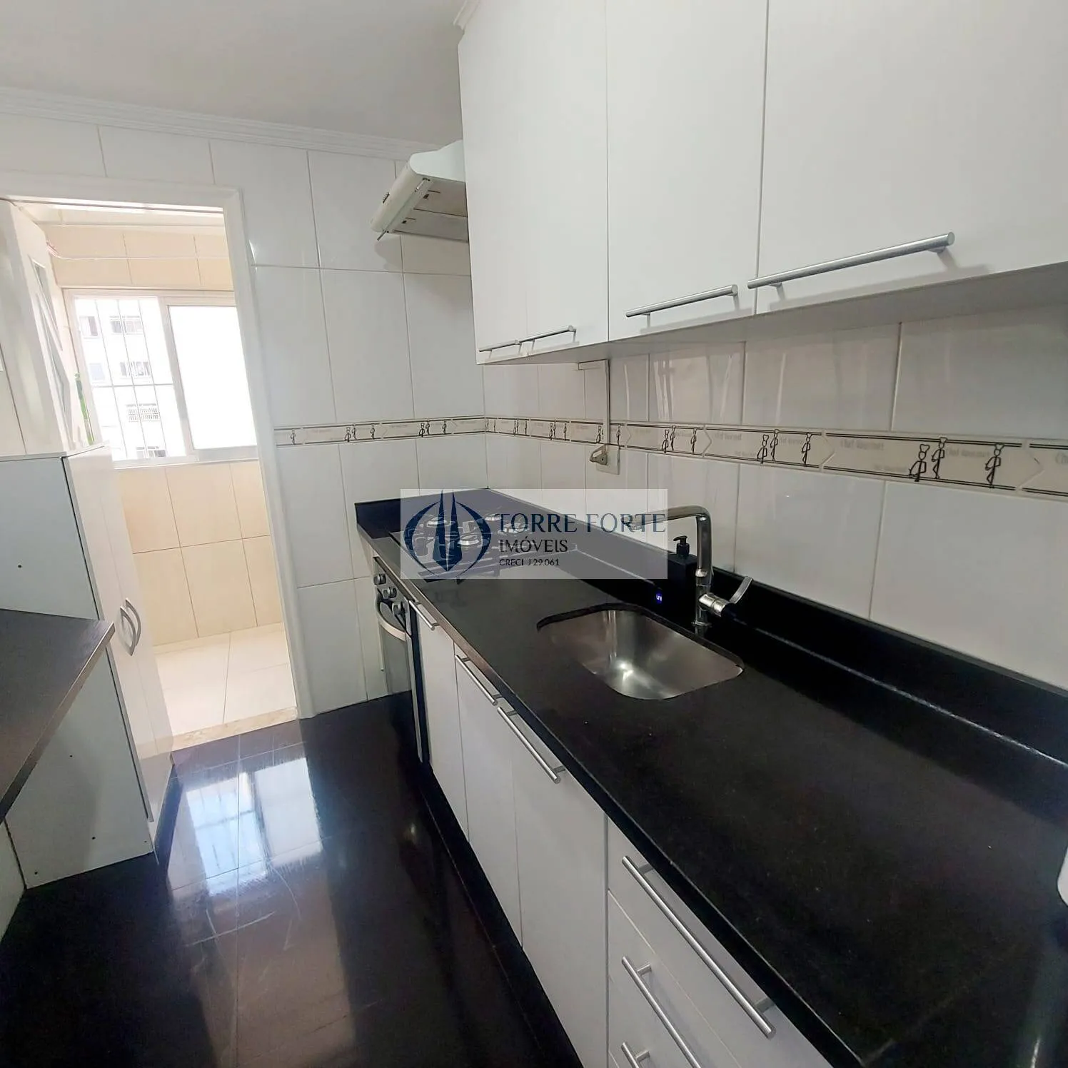 Imagem Apartamento Mobiliado com 2 Dormitórios e 1 Vaga na Vila Ema