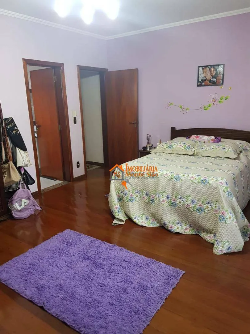 Imagem Sobrado com 4 dormitórios à venda, 275 m² por R$ 950.000,00 - Vila Barros - Guarulhos/SP