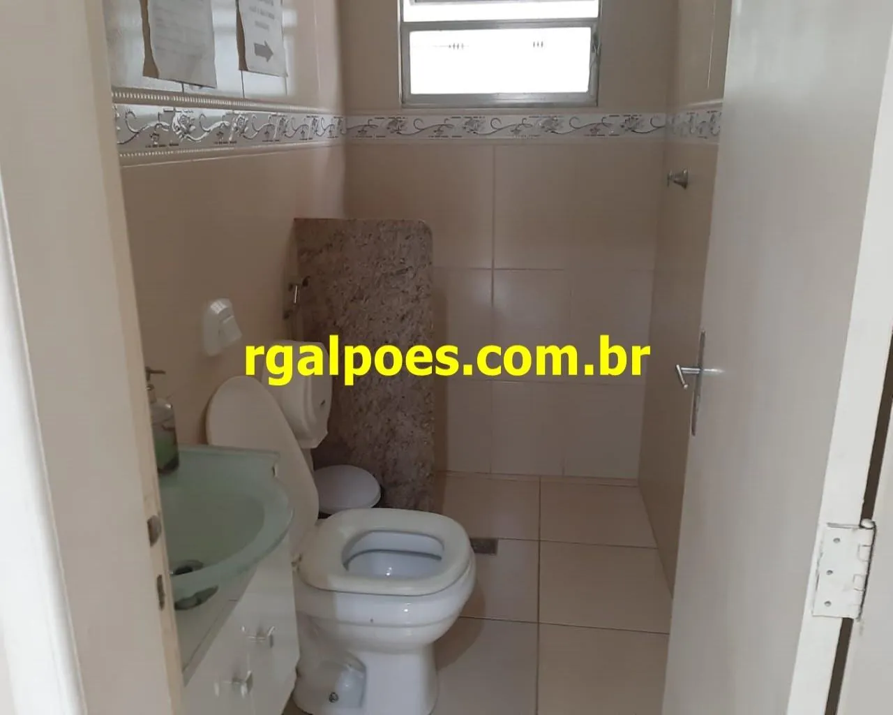 Imagem Salão Comercial para Venda em SÃO JOÃO DE MERITI, Vilar Dos Teles, 4 banheiros