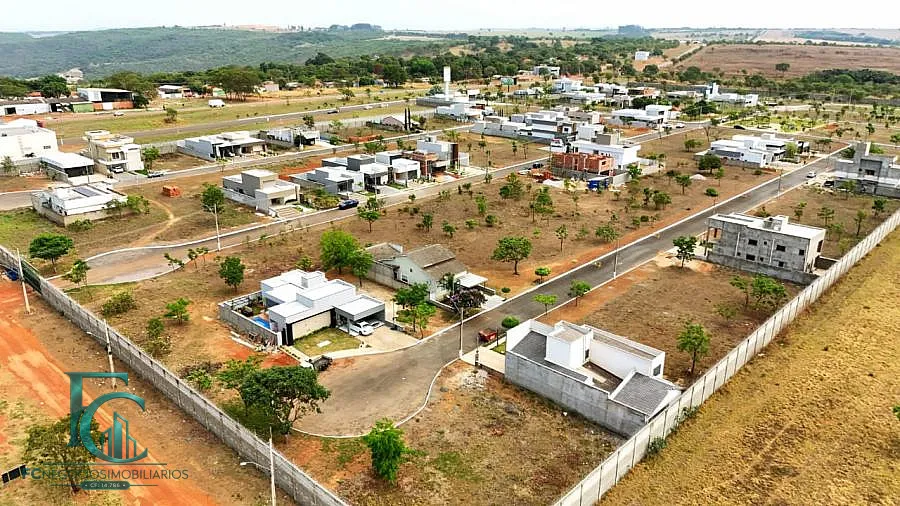 Imagem Seu lote em condomínio fechado está aqui!