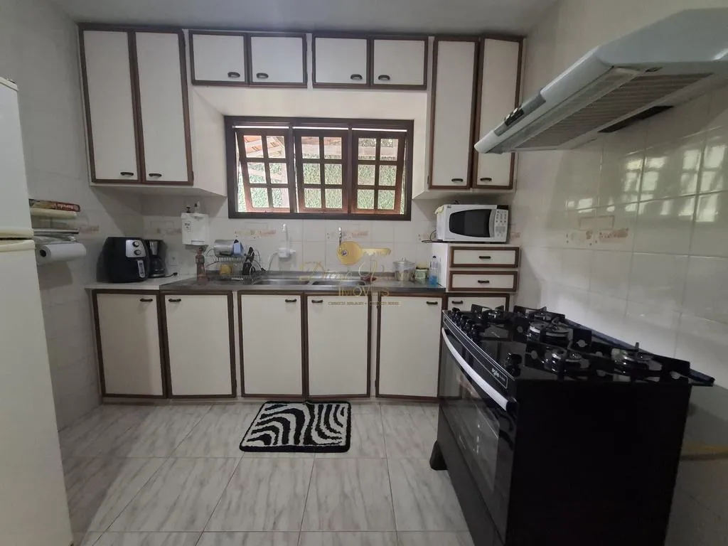 Imagem Casa para Venda em Teresópolis / no bairro Albuquerque