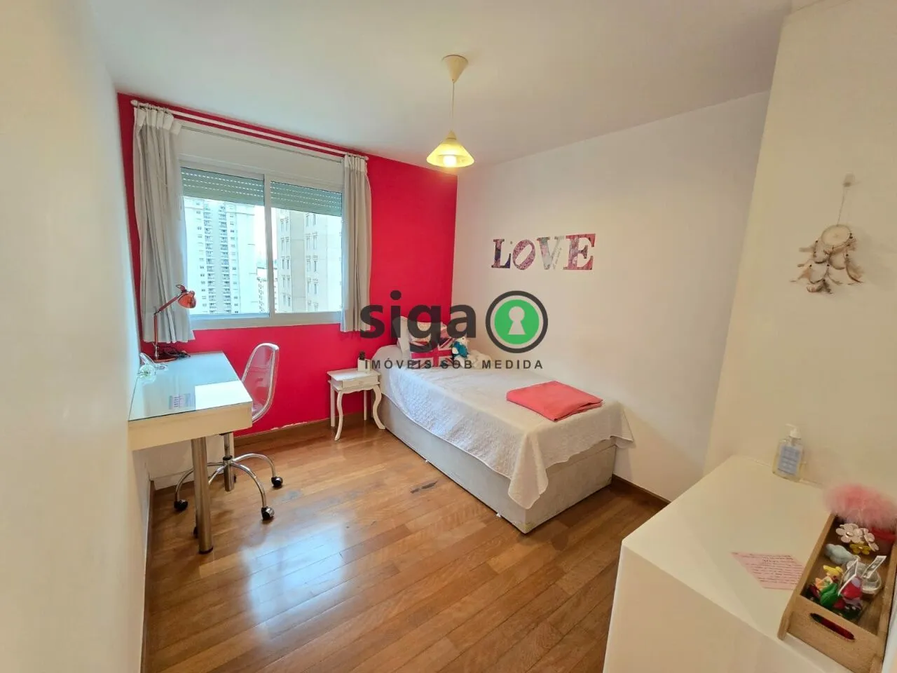 Imagem Apartamento à venda no Brooklin | 218m² | 3 suítes + home office | Varanda envidraçada | Alto padrão