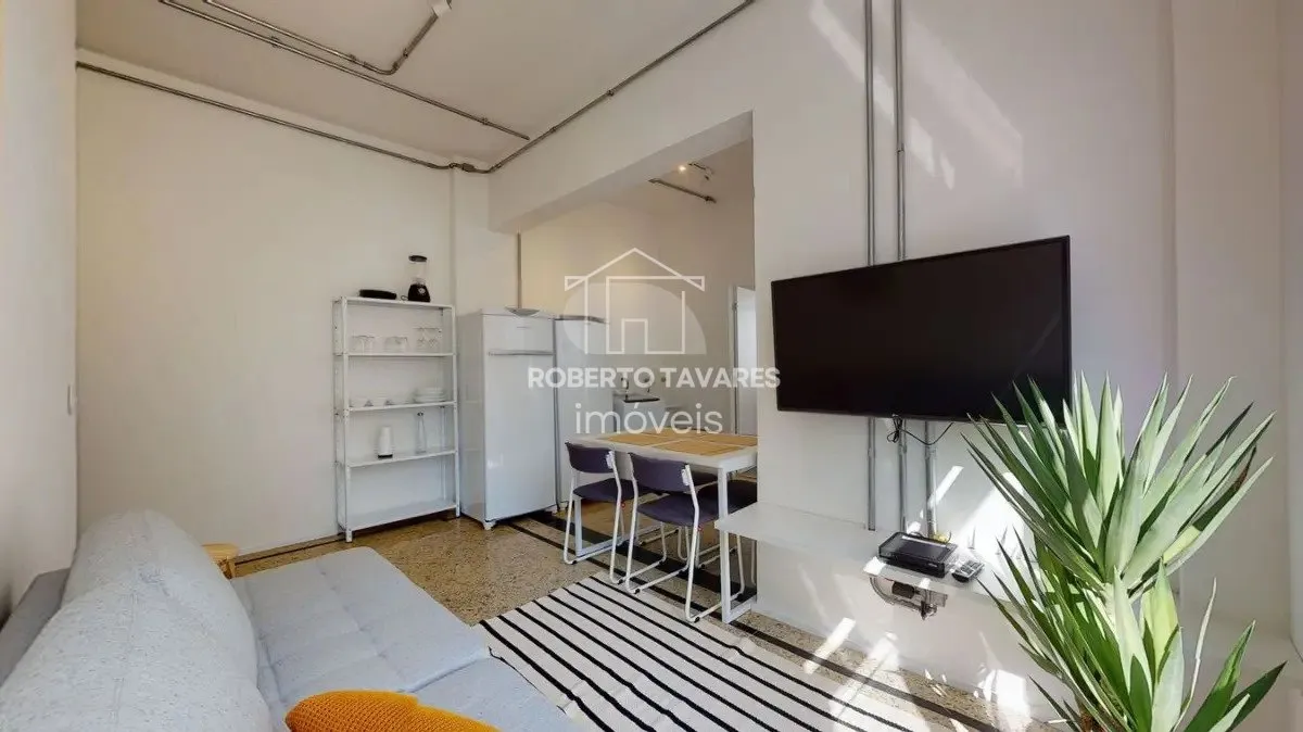 Imagem Apartamento mobiliado, com 4 dormitórios, 2 suítes, 1 vaga de garagem e 4 banheiros, bem localizado. Fica próximo ao Shopping Frei Canneca.