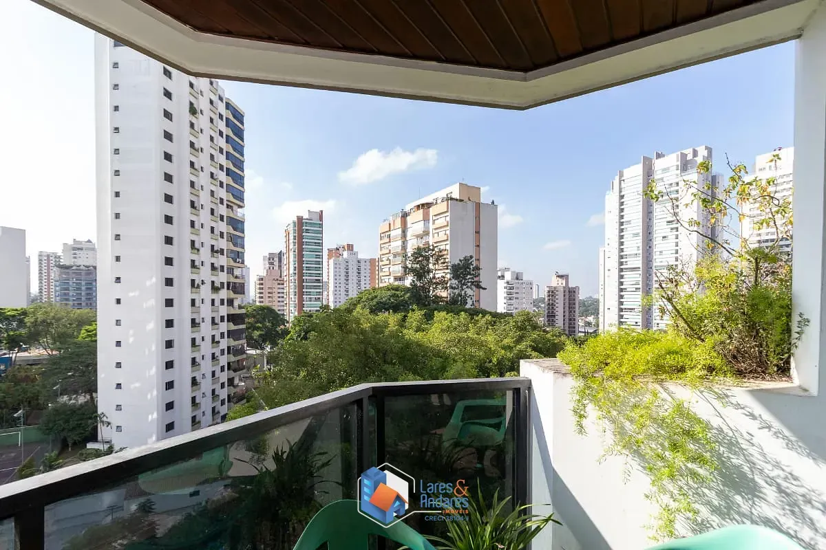 Imagem Apartamento para venda em Campo Belo com 4 quartos, sendo 2 suítes, 255m²
