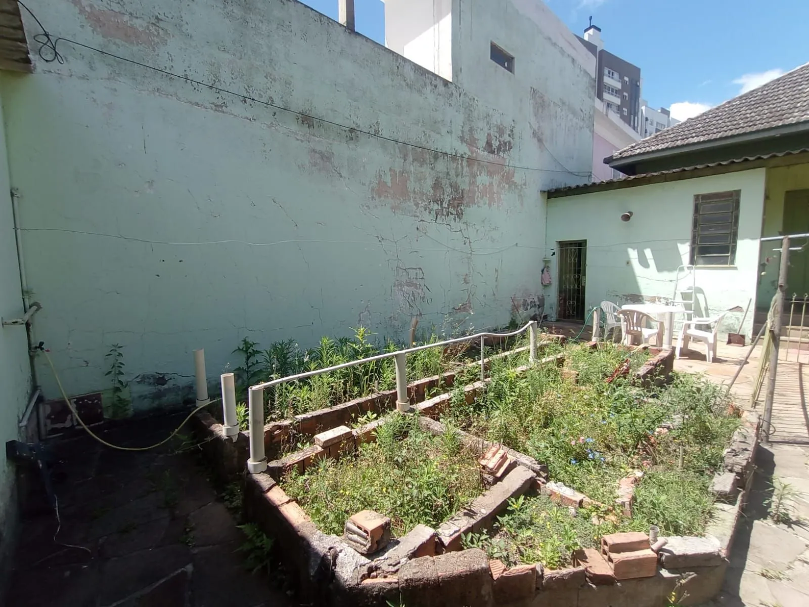 Imagem Casa 3 dormitórios no bairro Menino Deus em Porto Alegre para Alugar