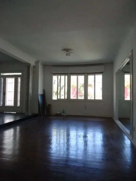 Imagem Casa para Venda - 510m², 6 dormitórios, sendo 1 suites, 3 vagas - São João