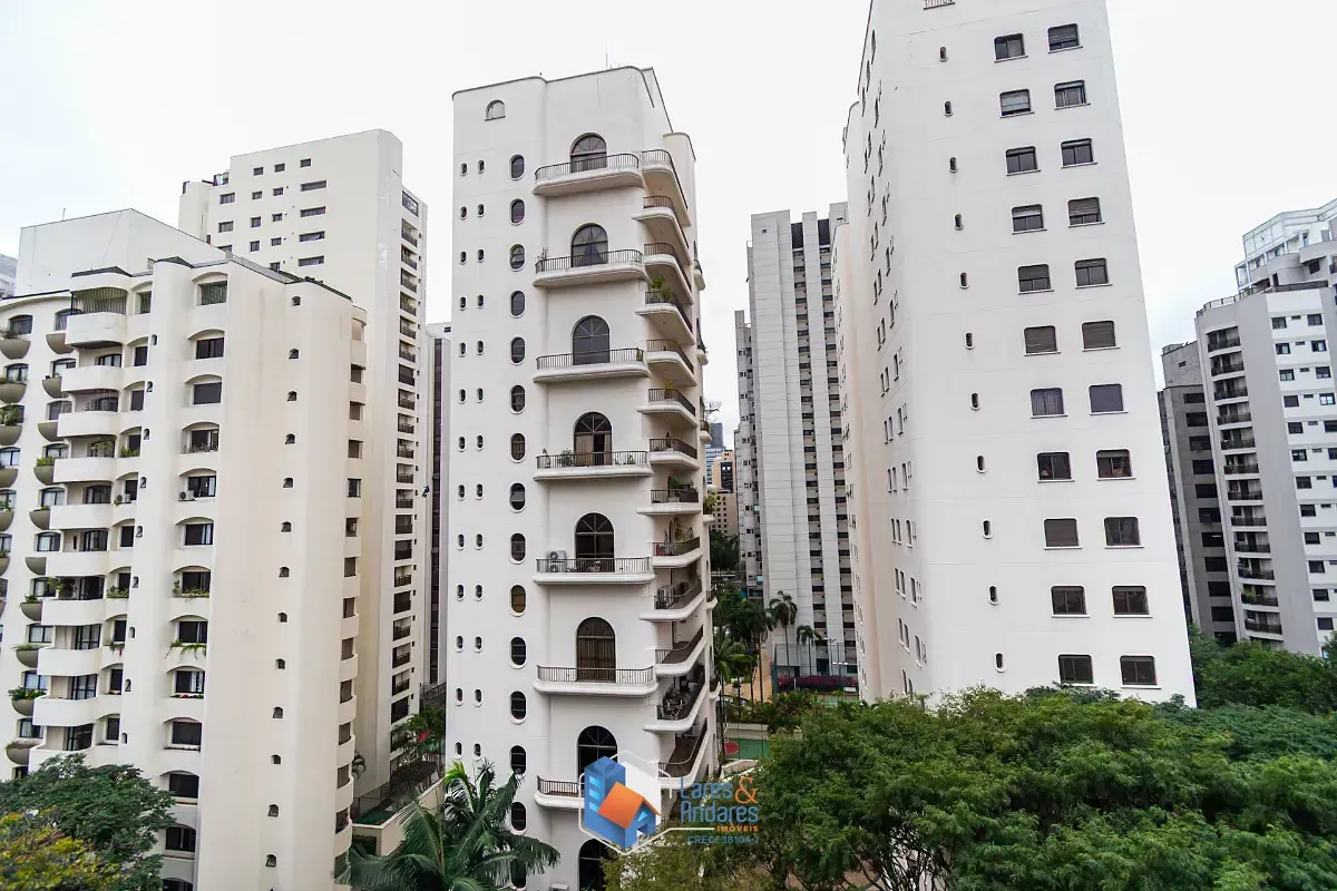Imagem Apartamento para venda em Indianópolis com 1 quarto, sendo 1 suíte, 48m²