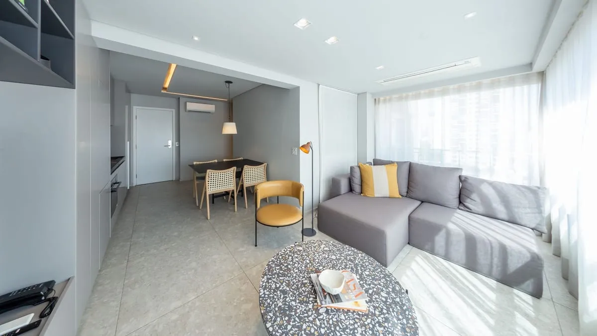Imagem Apartamento com 2 Quartos para alugar, 64m² - Vila Olímpia