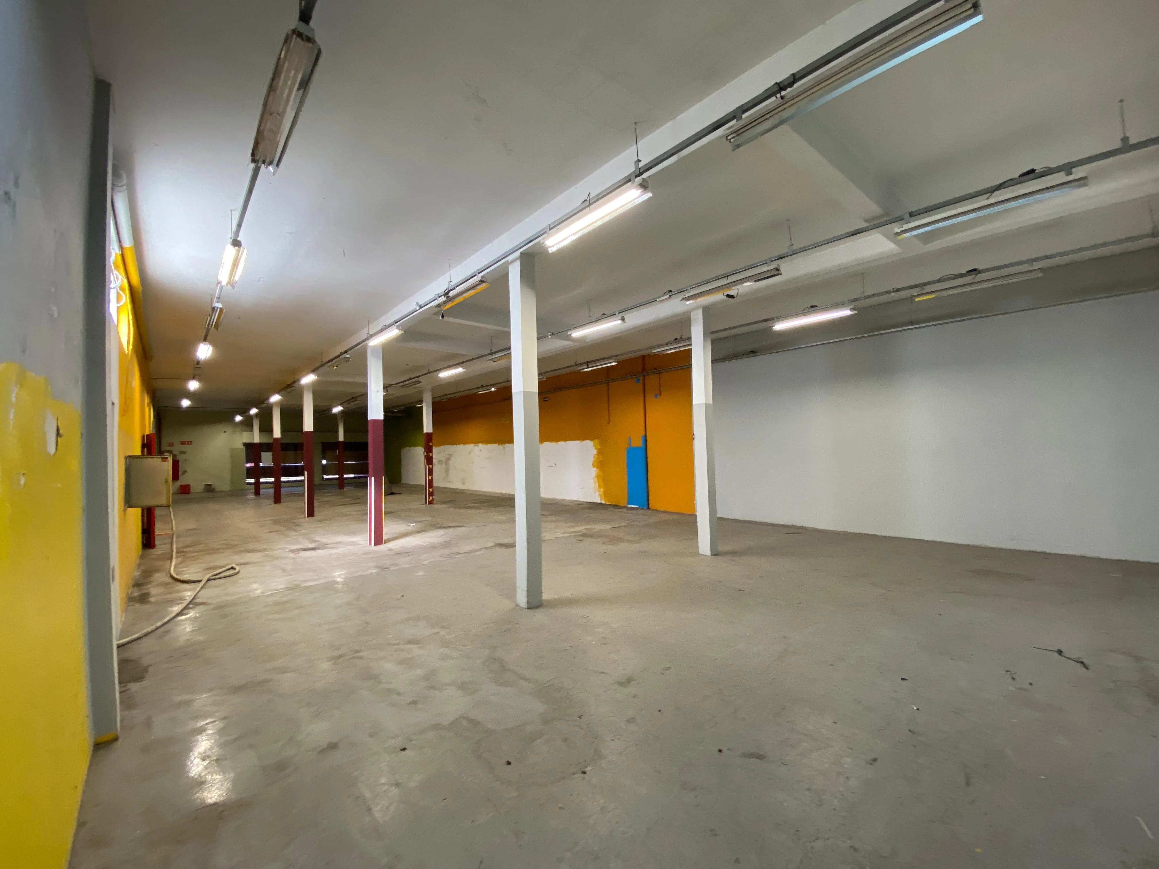 Imagem Salão com 1265m² para Venda ou Locação, Localizado no Jardim Vera Cruz - Sorocaba/SP!
