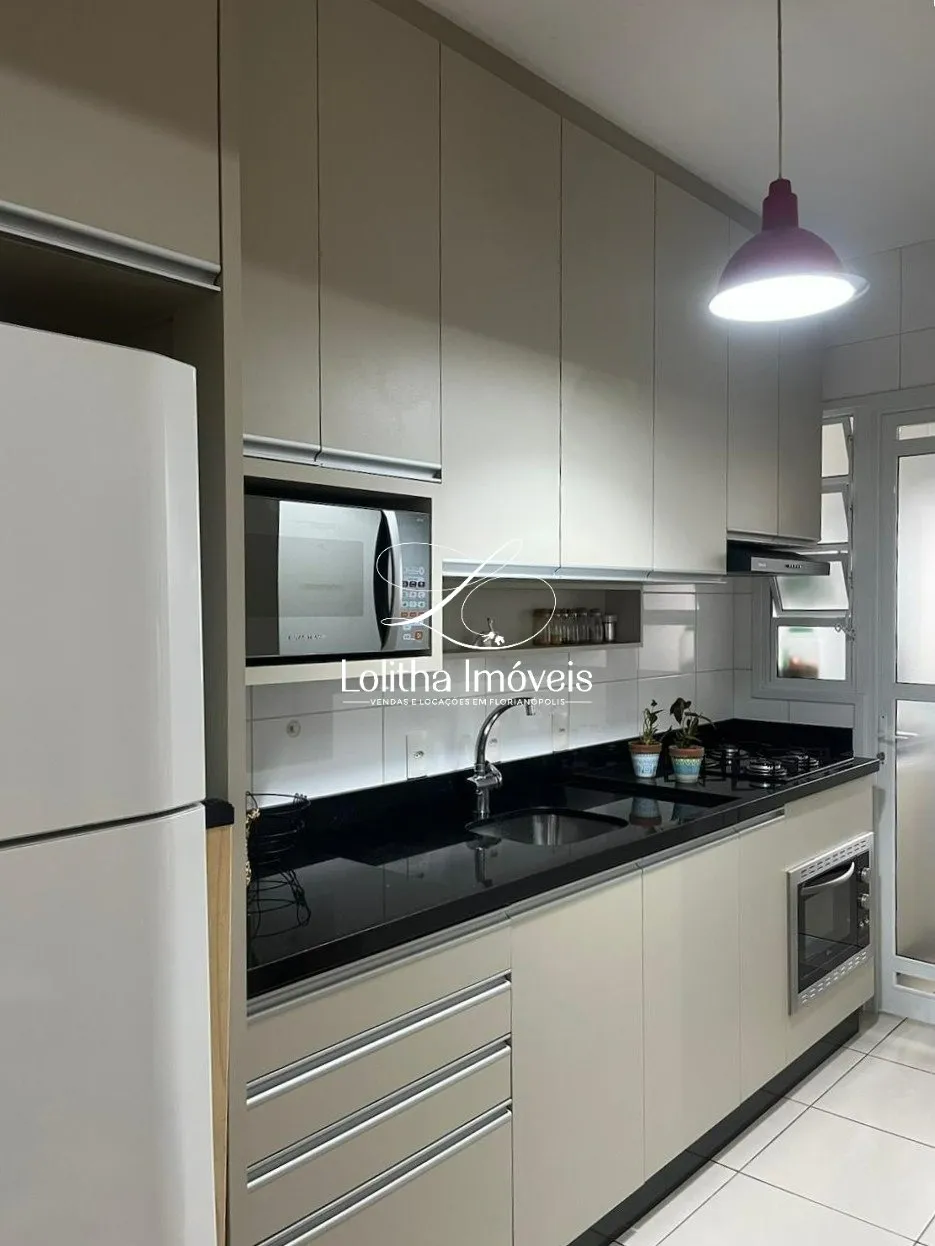 Imagem APARTAMENTO À VENDA COM 2 QUARTOS E 1 VAGA DE GARAGEM NO ITACORUBI - FLORIANÓPOLIS/SC