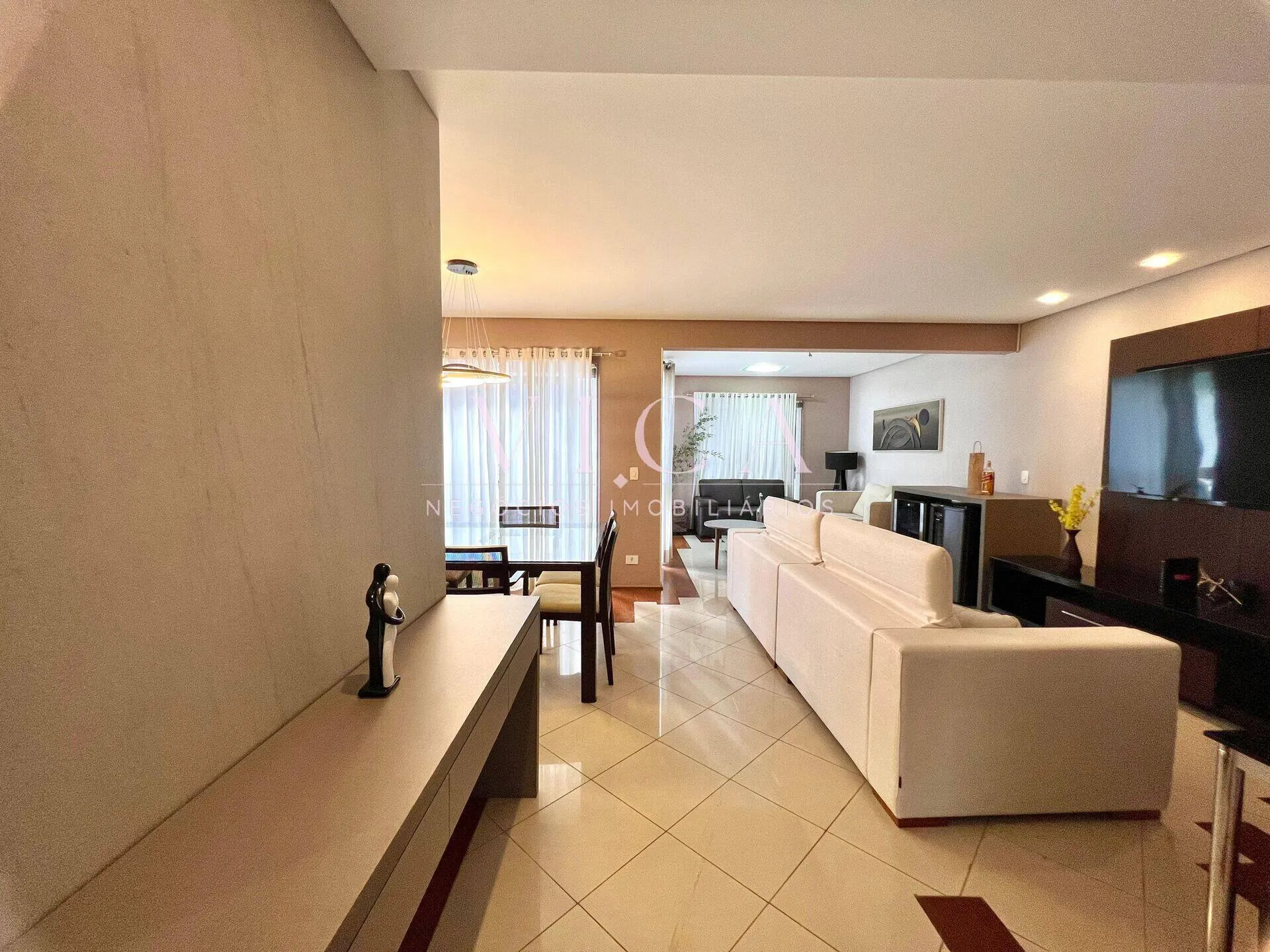 Imagem Casa mobiliada 187m 3 dorm para aluguel R$ 12.451/mês - Alphaville SP