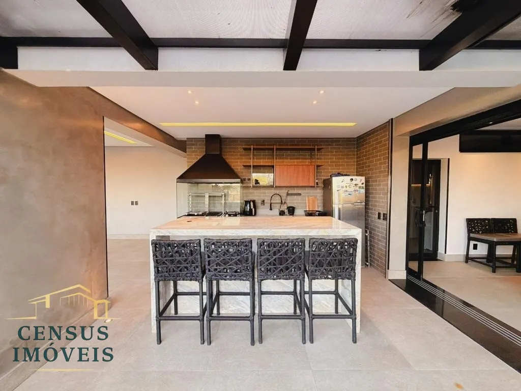 Foto do imóvel: Casa de luxo em condomínio no Mont' Alcino em Valinhos-SP: 3 quartos, 3 suítes, 3 salas, 1 banheiro, 6 vagas e 350m². em Condomínio Mont´Alcino